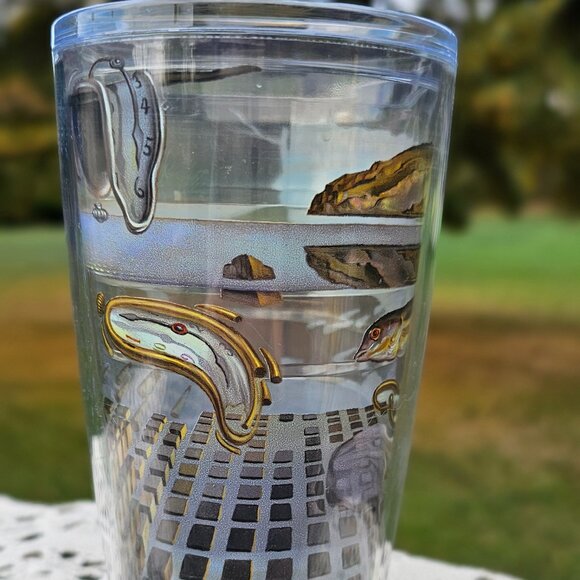 thermal plastic tumbler 16 ounces Salvador Dali Art Disintigration of Persistenc - Picture 1 of 13